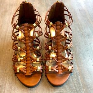 NWOT Madden Girl Wedges
